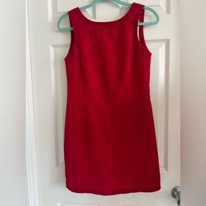 Lauren James sleeveless shift dress. Red. EUC. Size small.